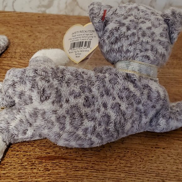 Vtg Ty Beanie Baby 'Purr' Cat 2000 lush w/ear tag - Displayed - Picture 2 of 7